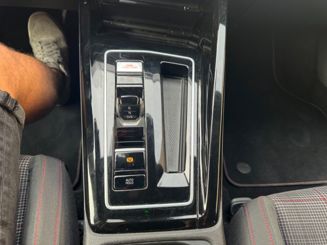 VOLKSWAGEN GOLF 2.0 TSI DSG GTI - foto 34