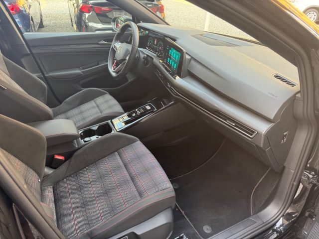VOLKSWAGEN GOLF 2.0 TSI DSG GTI - foto 22