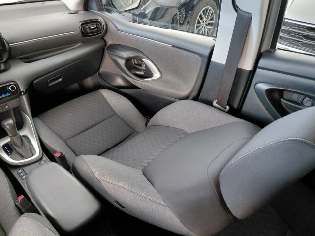 TOYOTA YARIS 1.5 HYBRID 5 PORTE BUSINESS UNIC - foto 14