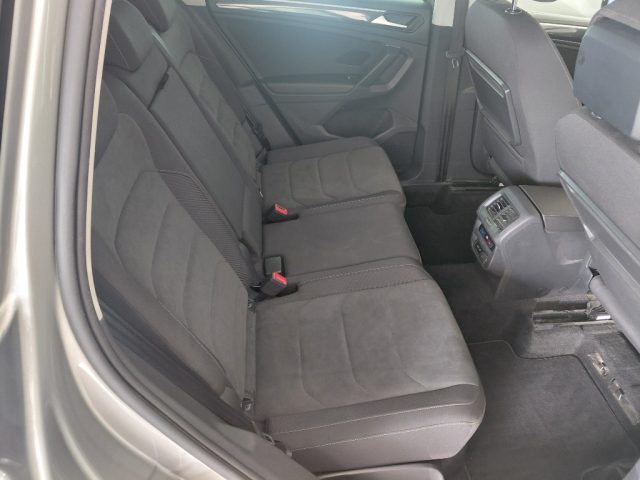 VOLKSWAGEN TIGUAN 2.0 TDI SCR 4MOTION R-LINE DSG B - foto 25