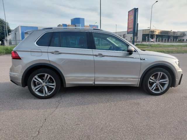VOLKSWAGEN TIGUAN 2.0 TDI SCR 4MOTION R-LINE DSG B - foto 4