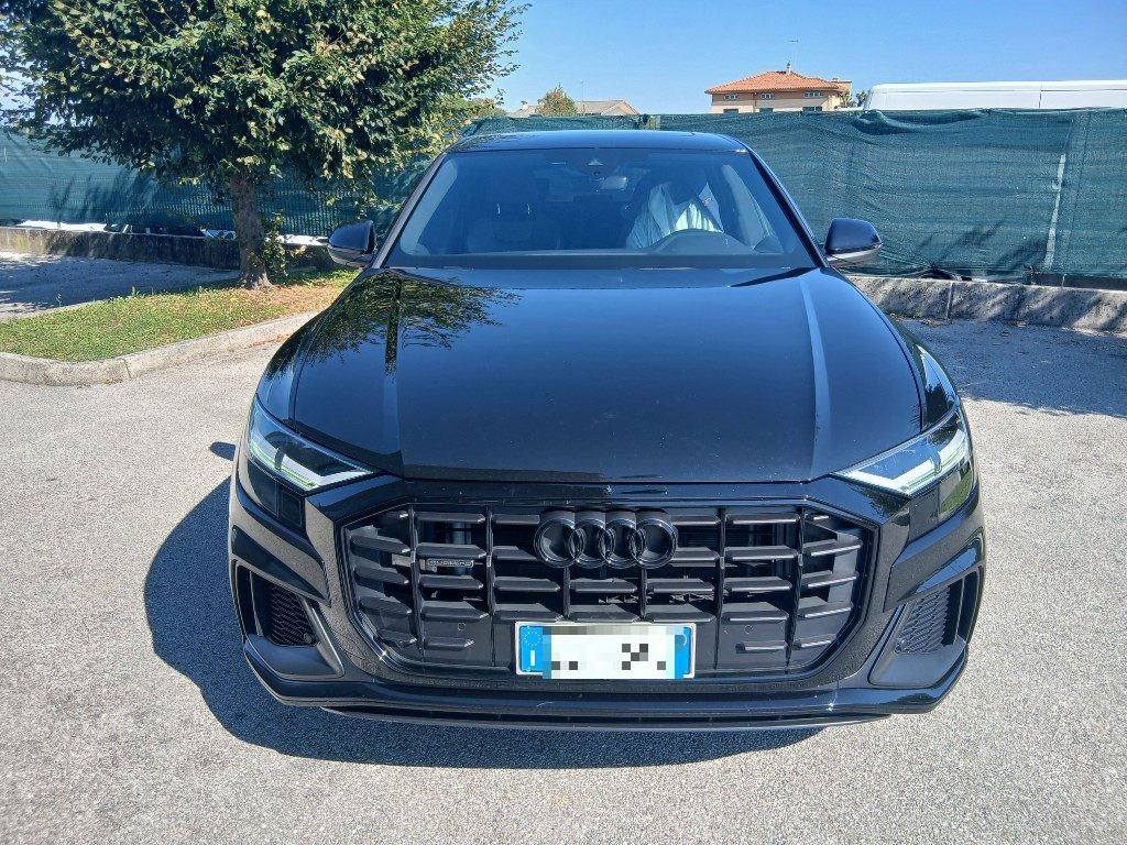Immagine di AUDI Q8 50 TDI 286 CV quattro tiptronic S-Line del 06/2022 km 68000