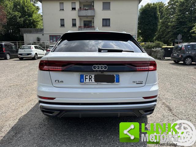 AUDI Q8 50 TDI S TRONIC, S LINE - foto 6