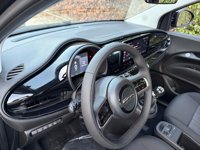 FIAT 500 BERLINA HYBRID ICON E PACK COMFO - foto 22