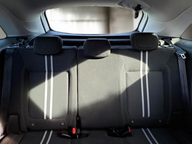 OPEL CROSSLAND 1.2 12V START&STOP DESIGN & TECH - foto 10