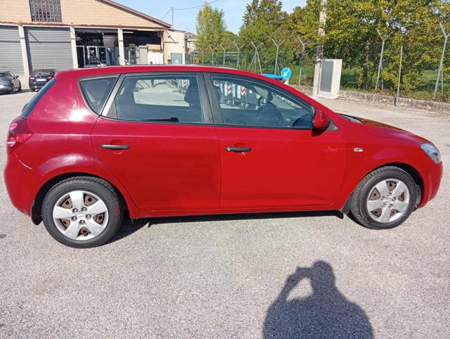 KIA CEE'D 111,064KM 1.4 109CV 5P. EX STUPE - foto 12
