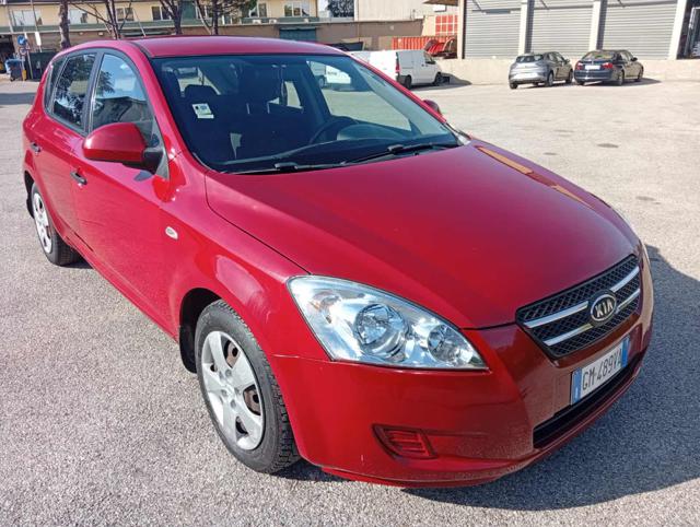 KIA CEE'D 111,064KM 1.4 109CV 5P. EX STUPE - foto 32