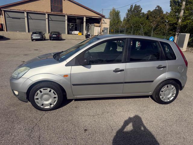 FORD FIESTA 1.4 TDCI 5P. GHIA SENZA NESSUN L - foto 21