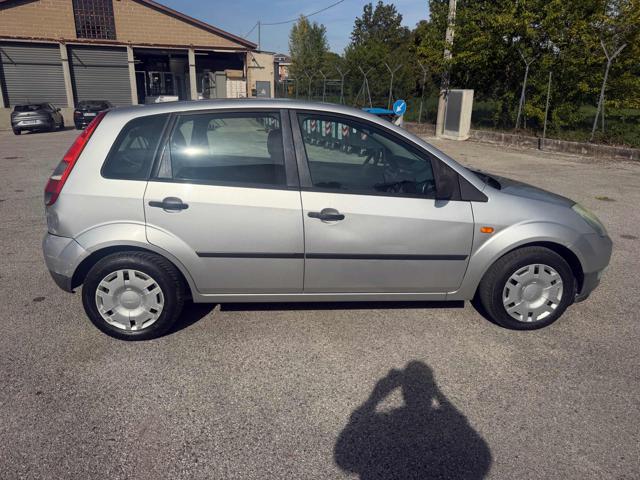 FORD FIESTA 1.4 TDCI 5P. GHIA SENZA NESSUN L - foto 24