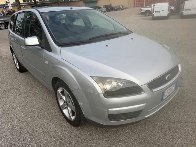 FORD FOCUS + 1.6 TDCI (90CV) S.W. SENZA NES - foto 15