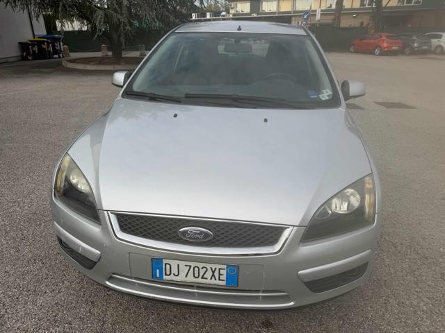 FORD FOCUS + 1.6 TDCI (90CV) S.W. SENZA NES - foto 16