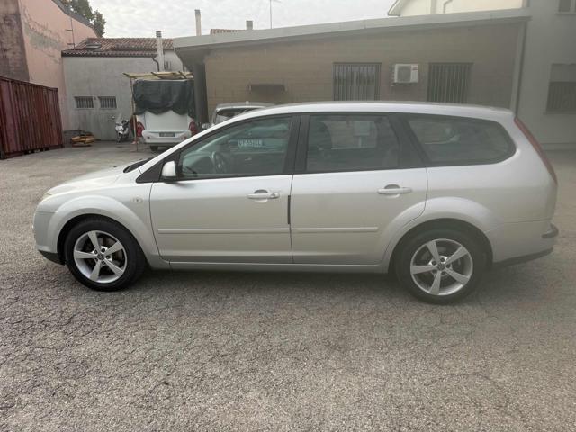 FORD FOCUS + 1.6 TDCI (90CV) S.W. SENZA NES - foto 11