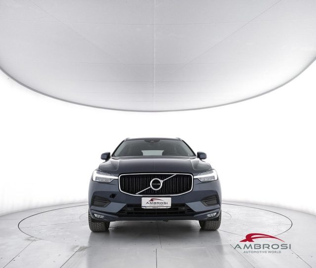 VOLVO XC60 B4 (D) AWD GEARTRONIC MOMENTUM P - foto 5