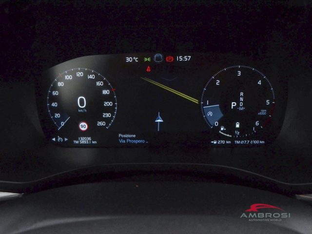VOLVO XC60 B4 (D) AWD GEARTRONIC MOMENTUM P - foto 13