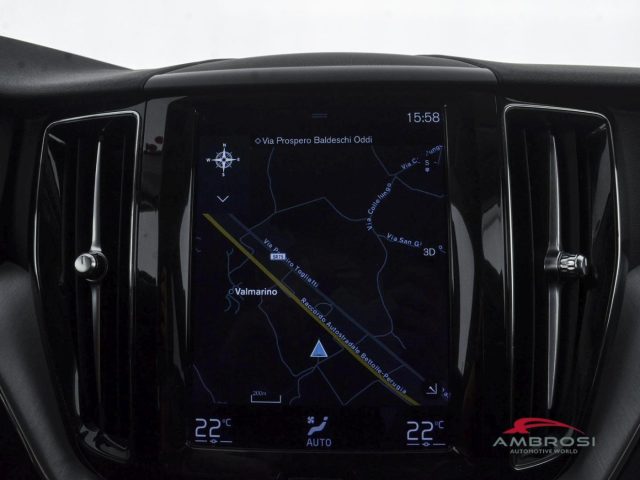 VOLVO XC60 B4 (D) AWD GEARTRONIC MOMENTUM P - foto 15