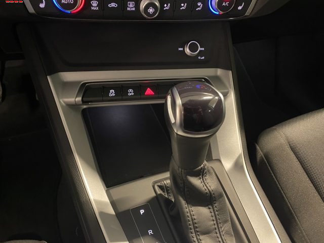 AUDI Q3 35 TFSI S TRONIC BUSINESS - foto 10