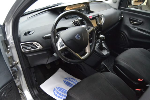 LANCIA YPSILON 1.0 FIREFLY 5 PORTE S&S HYBRID E - foto 11