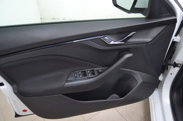 SKODA KAMIQ 1.0 G-TEC AMBITION - foto 11