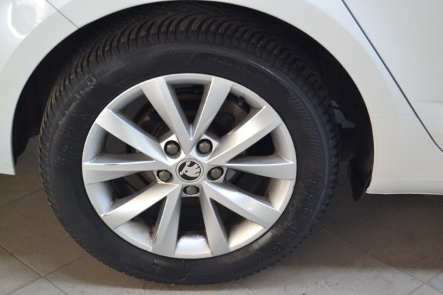 SKODA OCTAVIA 1.5 DSG WAGON AMBITION G-TEC - foto 6