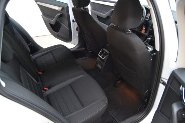 SKODA OCTAVIA 1.5 DSG WAGON AMBITION G-TEC - foto 8
