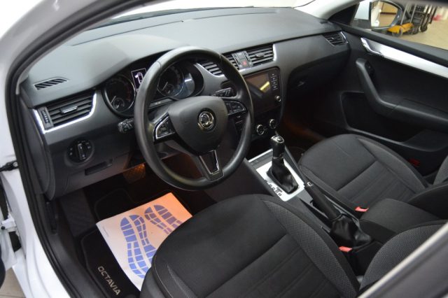 SKODA OCTAVIA 1.5 DSG WAGON AMBITION G-TEC - foto 12