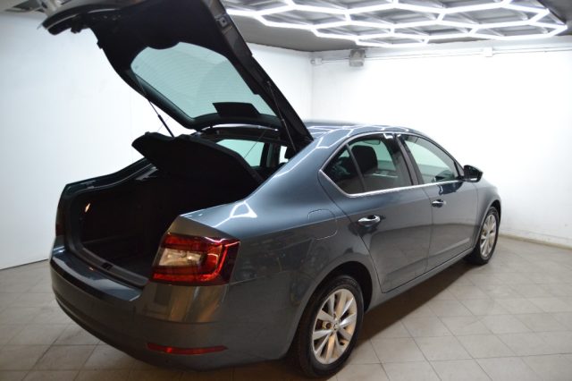 SKODA OCTAVIA 1.6 TDI SCR 115 CV EXECUTIVE 201 - foto 11