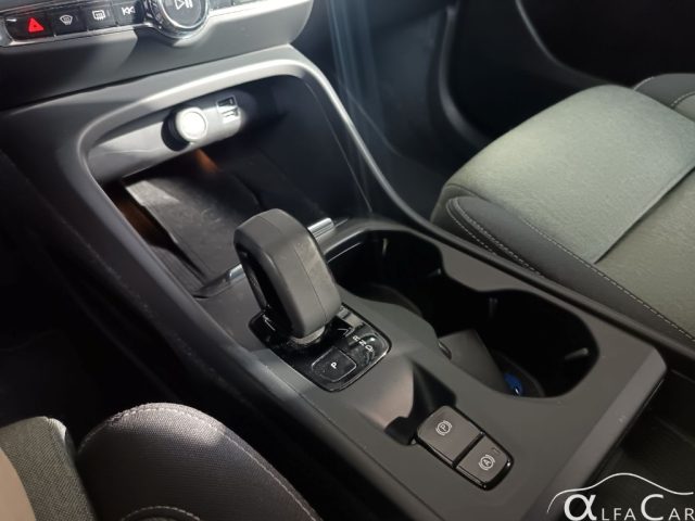VOLVO XC40 T5 RECHARGE PLUG-IN HYBRID AUTOM - foto 11
