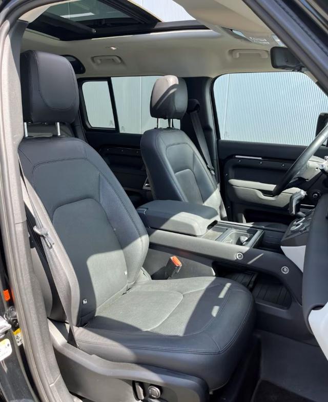 LAND ROVER DEFENDER 110 3.0D I6 250 CV AWD AUTO XS E - foto 10