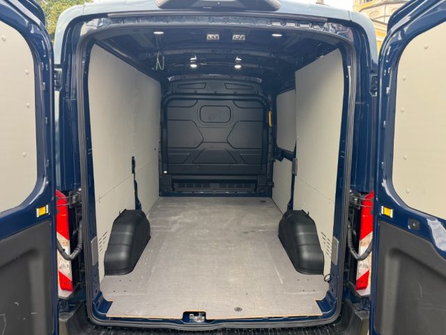 FORD TRANSIT 350 2.0TDCI ECOBLUE 165CV AUT. P - foto 13