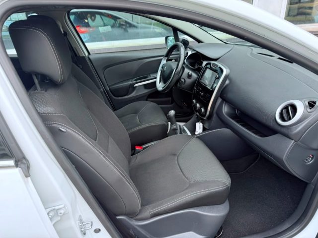 RENAULT CLIO TCE 12V 90 CV START&STOP 5 PORTE - foto 13