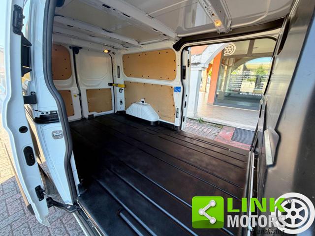 FORD TRANSIT 300 L2H1 2.0 ECOBLUE 130CV FURGO - foto 14