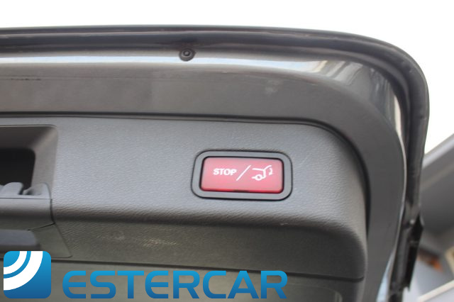MERCEDES-BENZ GLE 250 D 4MATIC SPORT - foto 17