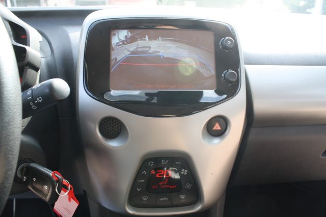 TOYOTA AYGO 1.0 VVT-I 69 CV 5 PORTE X-PLAY T - foto 15