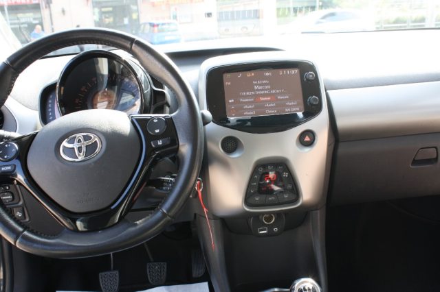 TOYOTA AYGO 1.0 VVT-I 69 CV 5 PORTE X-PLAY T - foto 14