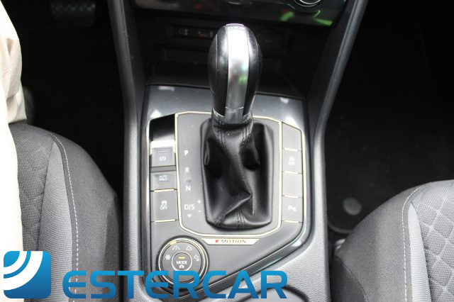 VOLKSWAGEN TIGUAN 2.0 TDI DSG 4MOTION BUSINESS - foto 11