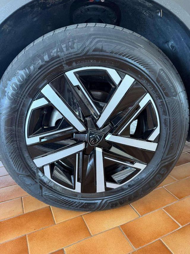 PEUGEOT 2008 1.2 TURBO 100CV ACTIVE + CAR PLA - foto 9