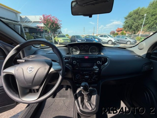 LANCIA YPSILON 1.2 69 CV 5 PORTE ELLE OK NEOPAT - foto 9