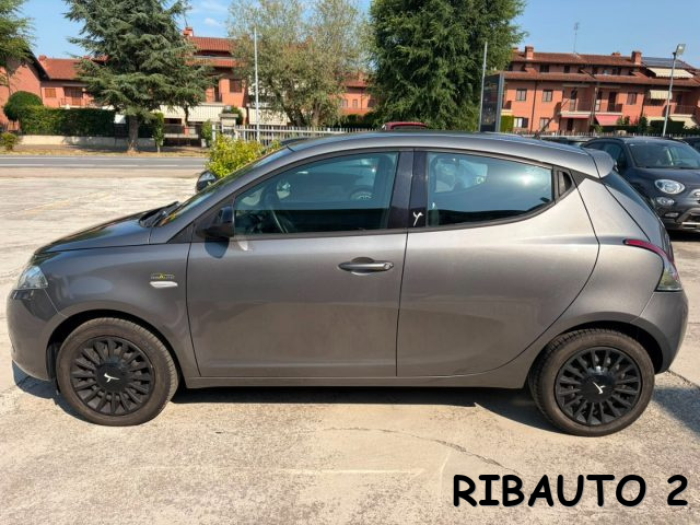 LANCIA YPSILON 1.2 69 CV 5 PORTE ELLE OK NEOPAT - foto 17