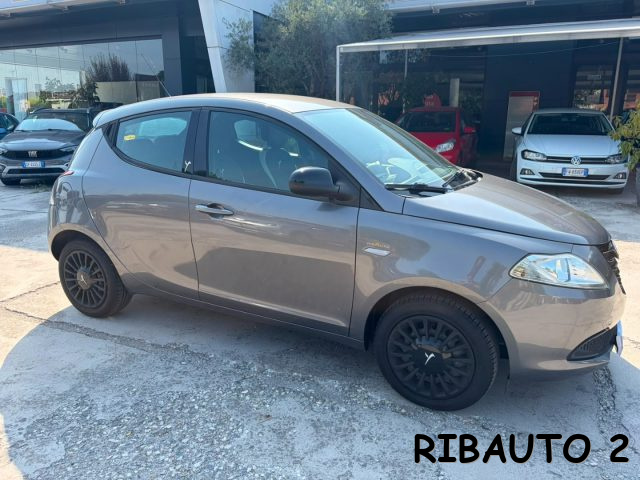 LANCIA YPSILON 1.2 69 CV 5 PORTE ELLE OK NEOPAT - foto 11