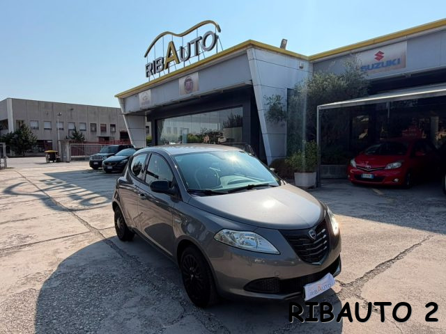 LANCIA YPSILON 1.2 69 CV 5 PORTE ELLE OK NEOPAT - foto 8