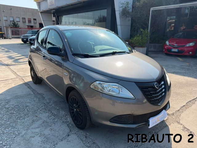 LANCIA YPSILON 1.2 69 CV 5 PORTE ELLE OK NEOPAT - foto 23
