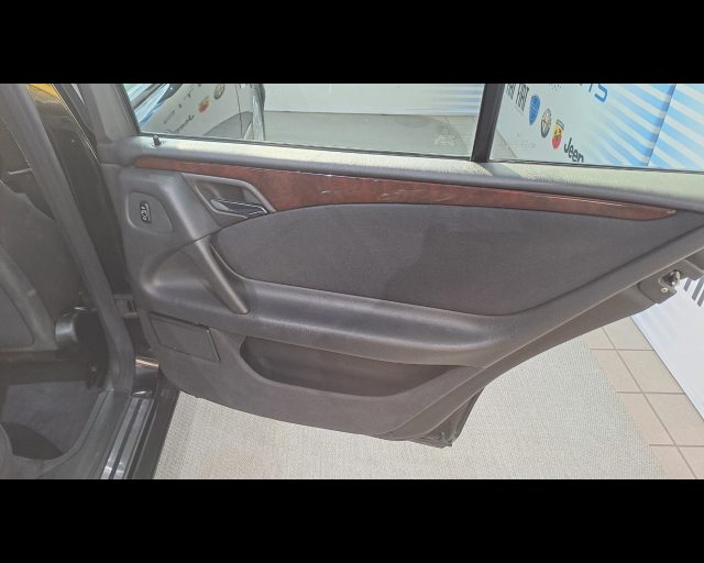 MERCEDES-BENZ E 200 K ELEGANCE - foto 18