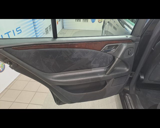 MERCEDES-BENZ E 200 K ELEGANCE - foto 24