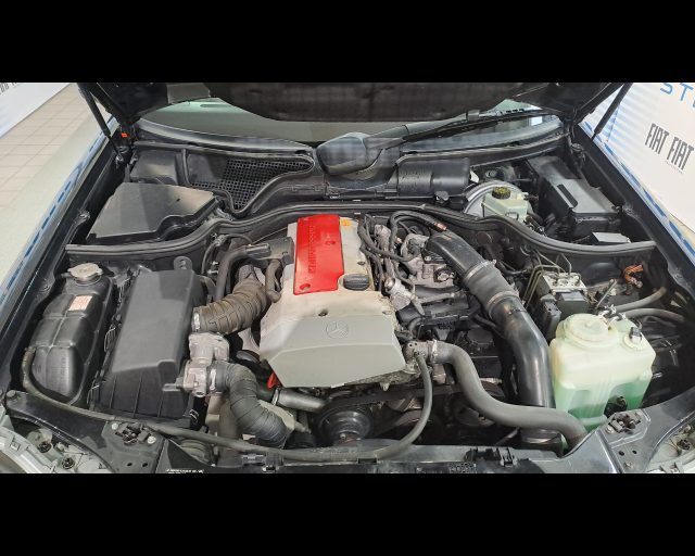MERCEDES-BENZ E 200 K ELEGANCE - foto 33