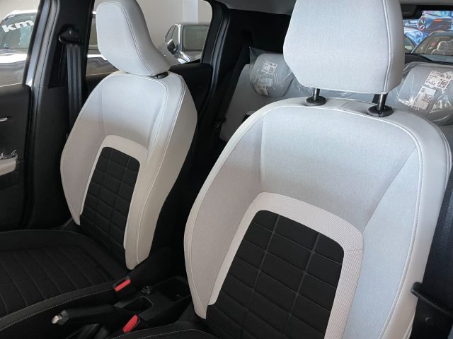 CITROEN C3 1.2 PURE TECH 100 CV MAX KM0 MY2 - foto 8