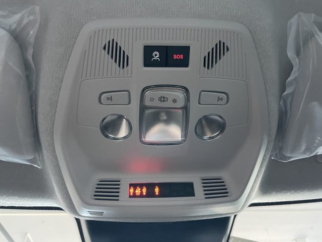 CITROEN C3 1.2 PURE TECH 100 CV MAX KM0 MY2 - foto 24