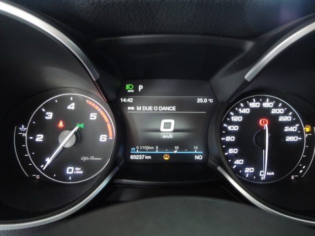 ALFA ROMEO STELVIO 2.2 TURBODIESEL 190 CV AT8 Q4 BU - foto 9
