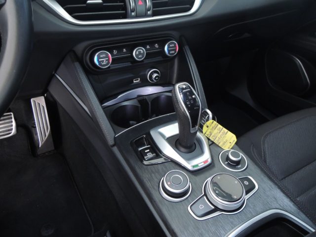 ALFA ROMEO STELVIO 2.2 TURBODIESEL 190 CV AT8 Q4 BU - foto 12