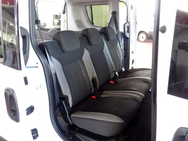 FIAT DOBLO DOBLÒ 1.6 MJT 120 CV S&S PC COMB - foto 8