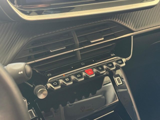 PEUGEOT 208 HYBRID 100 E-DCS6 ALLURE - foto 14